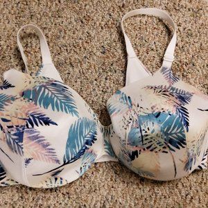 Cacique Smooth Lightly Lined Balconette Bra size 36DDD